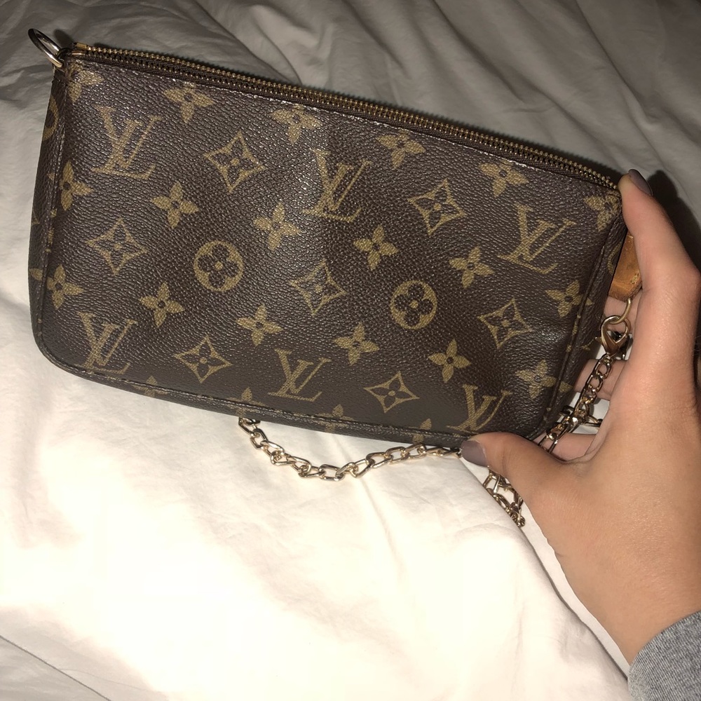 Louis Vuitton pouchette with non LV gold chain